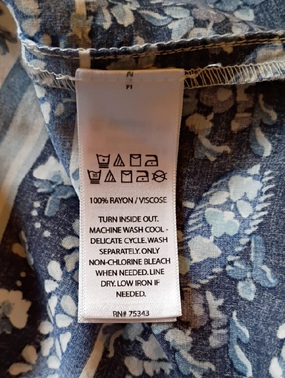 Lucky Brand White and Blue Paisley V-Neck Maxi Dress - Picture 6 of 10